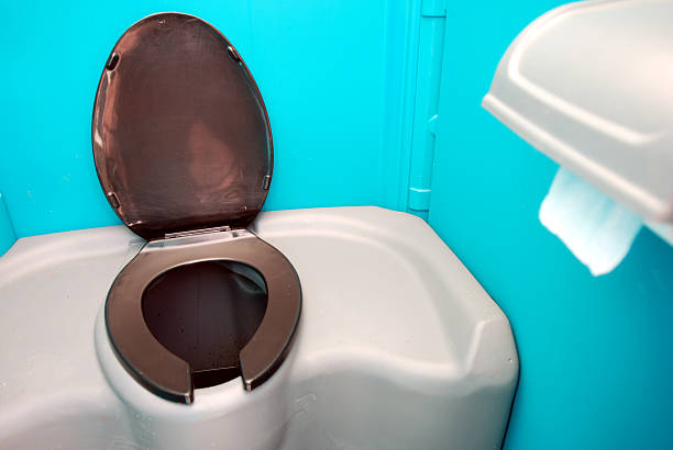 Best Construction site porta potty rental  in Fredonia, WI